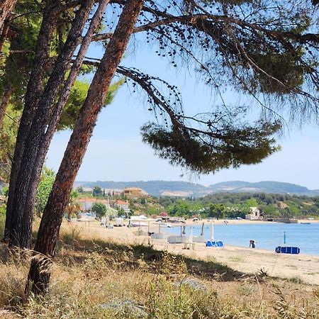 Pine Beach Holiday Home 2 Bedrooms 50 Meters To The Beach Kalyves Polygyrou Exteriör bild